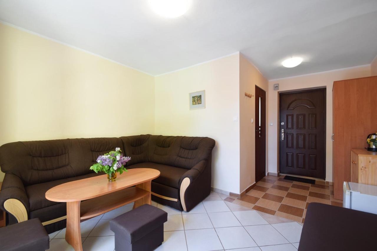 Jantar Hotel Łazy Екстериор снимка